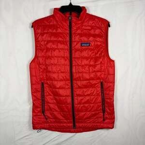 Patagonia Men's Nano Puff Quilted Insulated Red Vest Size Small